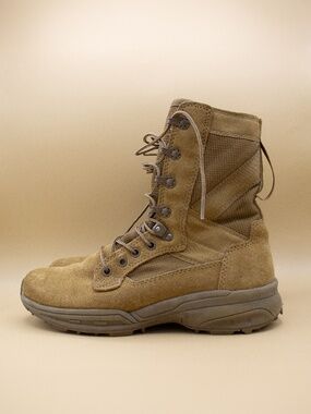 Garmont T8 NFS 670 Regular Tactical Military Tan Laced Boots Men's Size 6.5